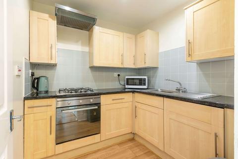 2 bedroom flat to rent, 2864L – Duddingston Road West, Edinburgh, EH15 3PU