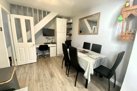 4 Hornsby Close, Luton, LU2 9HP