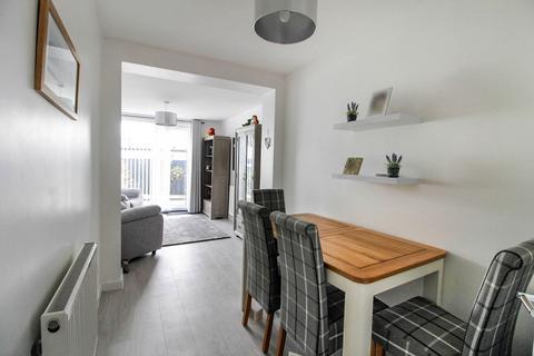 1 Cader Avenue, Kinmel Bay, Rhyl, LL18 5HU