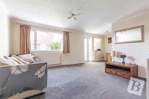 3 bedroom semi-detached house for sale - Petunia Crescent, Chelmsford, Essex, CM1