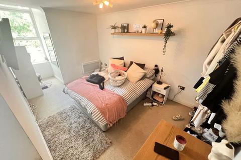 2 bedroom flat for sale - 3 Fairhope Avenue, Salford, Greater Manchester, M6 8AZ