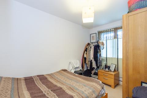 2 bedroom apartment to rent, Flat 1 8a Wentworth Road, Oxford