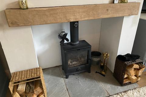 2 bedroom end of terrace house for sale - Rochdale Road, Shaw