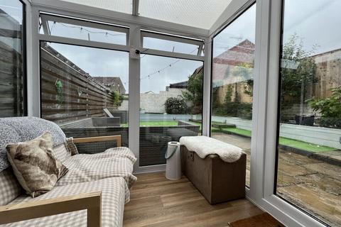 26 Broom Close, Dawlish, EX7 0RP