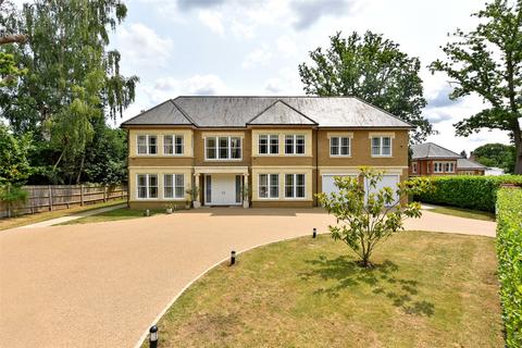 8 bedroom detached house to rent, Eaton Park, Cobham, Surrey, KT11