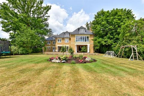 8 bedroom detached house to rent, Eaton Park, Cobham, Surrey, KT11