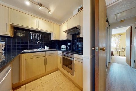 1 bedroom flat to rent, Veronica Gardens, London, SW16