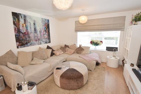 2 bedroom flat for sale - The Pines, Brooklands Road, Sale,  M33