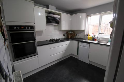 3 bedroom semi-detached house for sale, Fairfield Road, Biggleswade, SG18