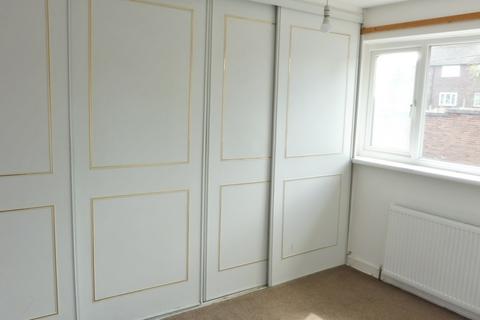 19 Fairway, Dodworth, Barnsley, S75 3QF