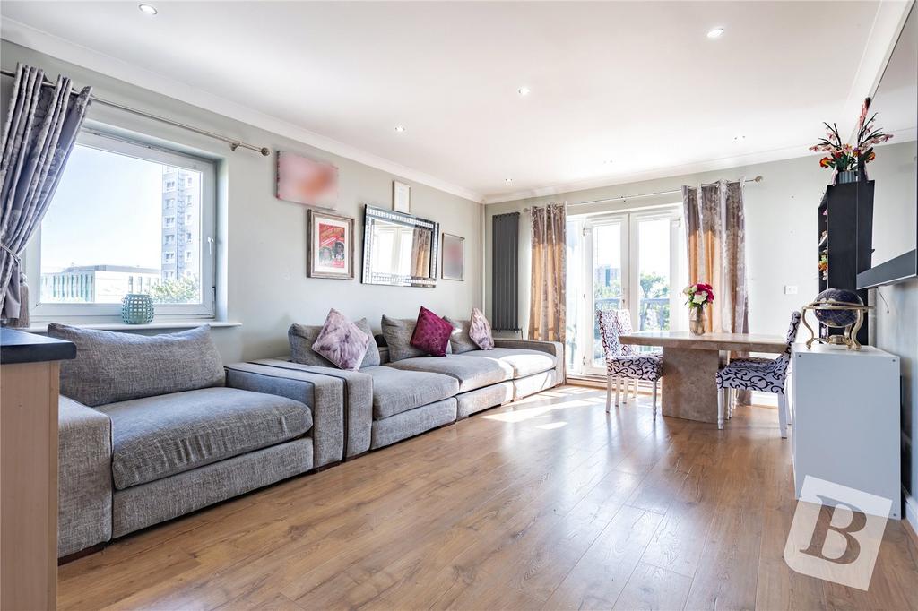 Living Room/Kitchen