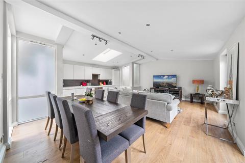 3 bedroom house to rent, Royal Crescent Mews, Holland Park, London