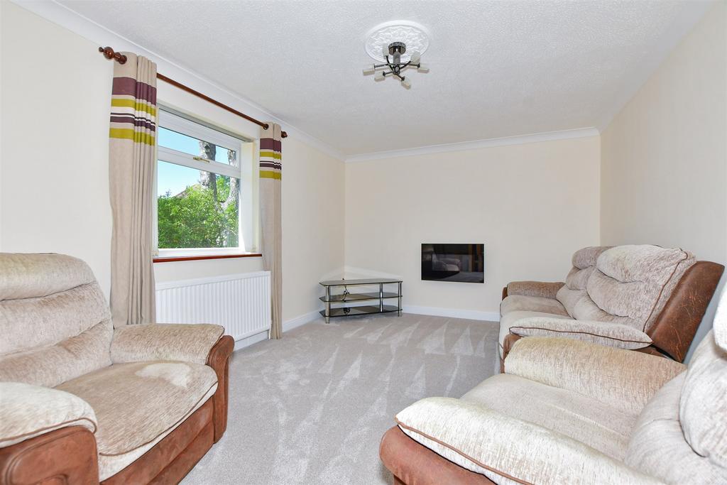 Selwyn Drive, Broadstairs, Kent 3 bed detached house for sale £550,000