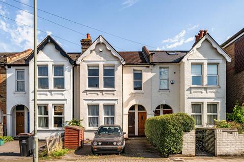241 Ravenscroft Road, Beckenham, BR3 4TE