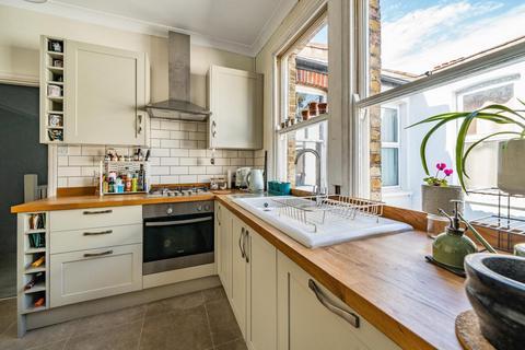 241 Ravenscroft Road, Beckenham, BR3 4TE
