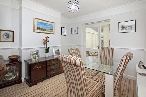 121 Exeter Road, Dawlish, EX7 0AN