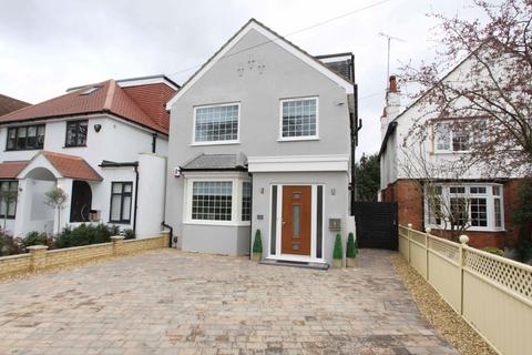 3 bedroom duplex to rent, Cannon Lane, Pinner