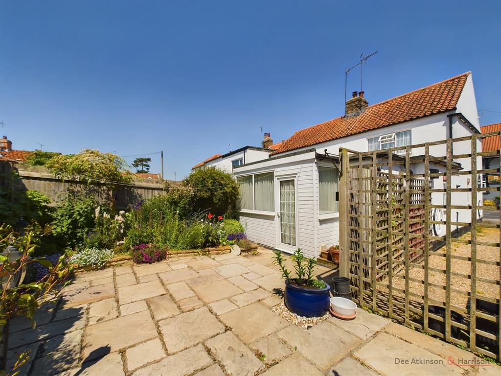 2 Bedroom Cottage- For Sale