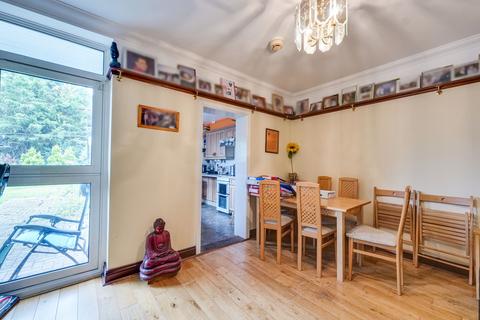 11 Seaview Road, Shoeburyness, Southend-on-sea, SS3 9DX