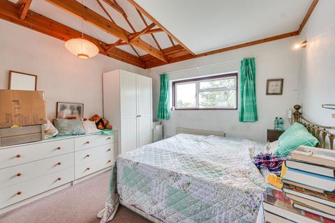 11 Seaview Road, Shoeburyness, Southend-on-sea, SS3 9DX