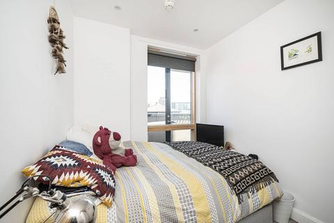 2 bedroom flat for sale - Barry Blandford Way, Bow, London, E3