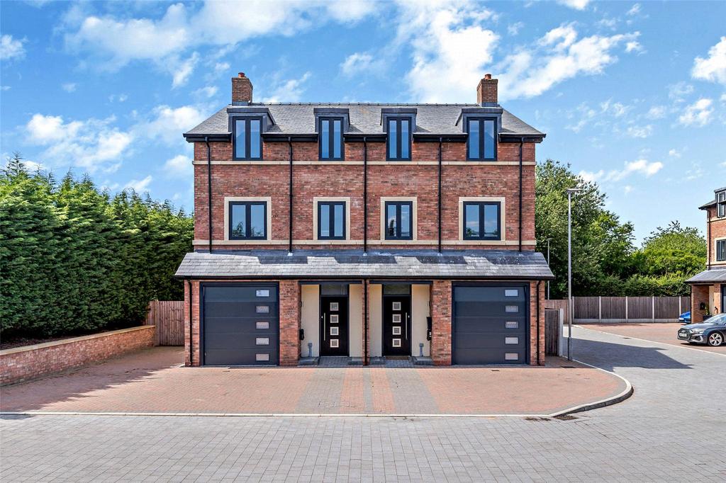 Barsbank Lane, Lymm, Cheshire, WA13 5 bed semidetached house to rent