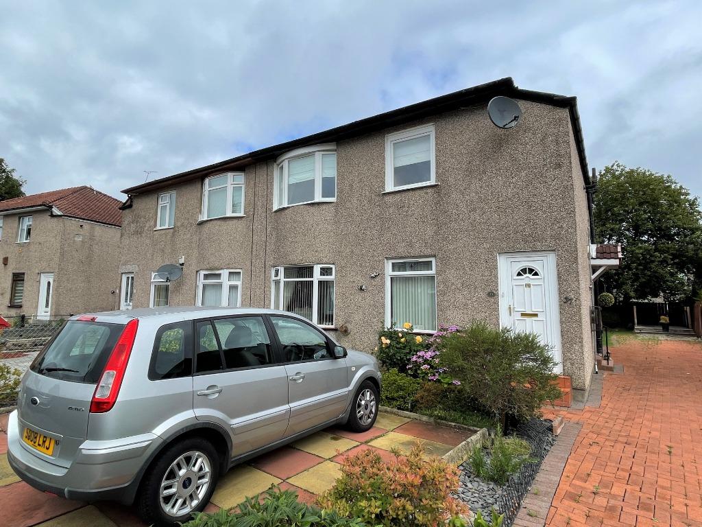 Castlemilk Crescent, Croftfoot... 2 bed cottage £885 pcm (£204 pw)