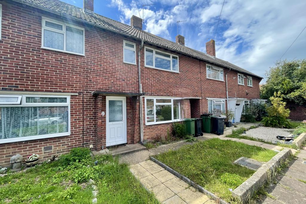 Crawley Crescent, Eastbourne, East Sussex, BN22 2 bed terraced house