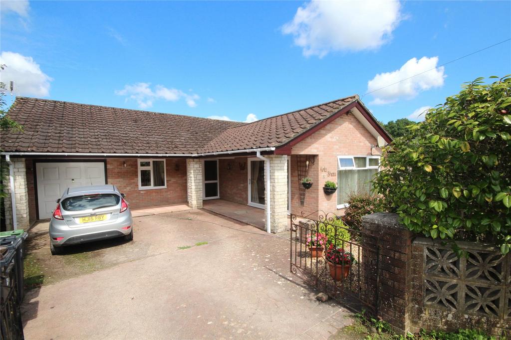 Camel Green Road, Alderholt... 3 bed bungalow for sale £450,000