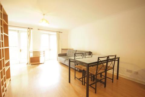 Studio to rent, George Leybourne House, Fletcher Street, London, E1