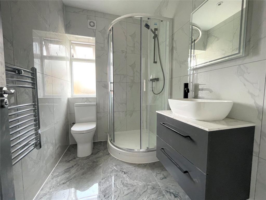 Ground Floor Shower