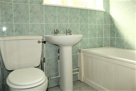 15a Callander Road, London, SE6 2QA