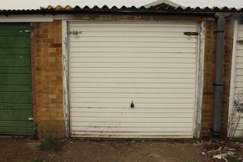 15a Callander Road, London, SE6 2QA