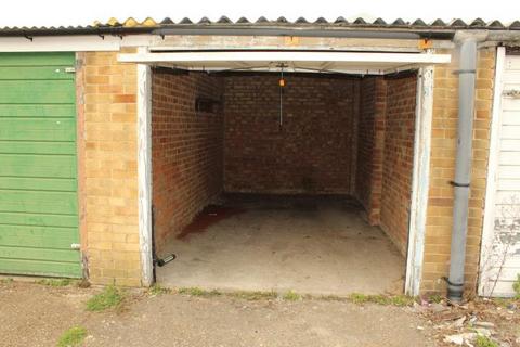 15a Callander Road, London, SE6 2QA