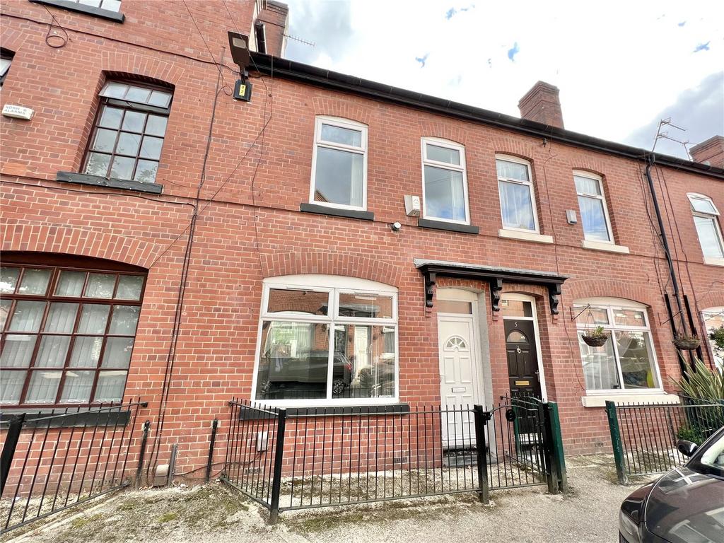 Harpurhey, Manchester M9 3 bed terraced house £1,100 pcm (£254 pw)