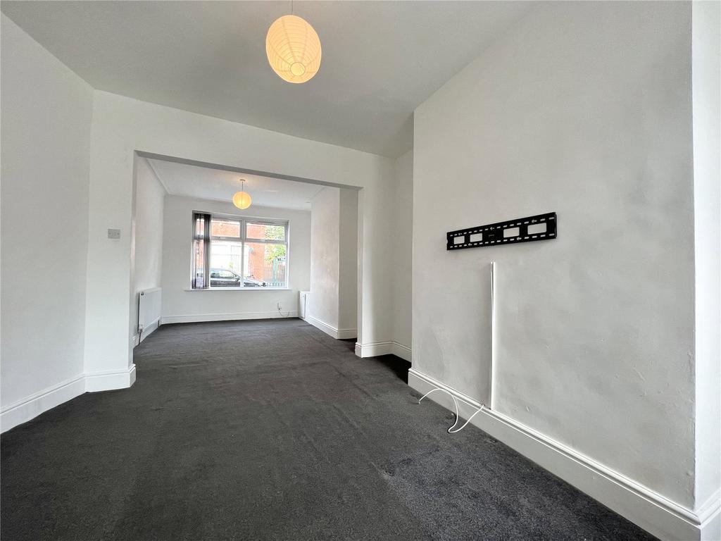 Harpurhey, Manchester M9 3 bed terraced house £1,100 pcm (£254 pw)