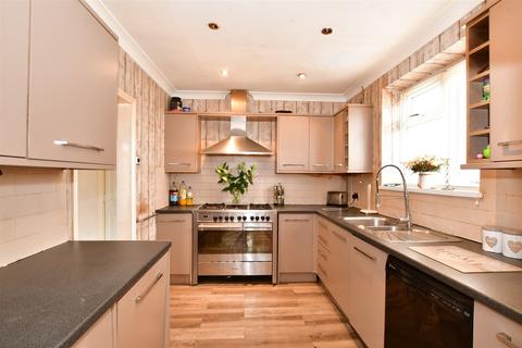 65 Laburnum Road, Rochester, ME2 2LA