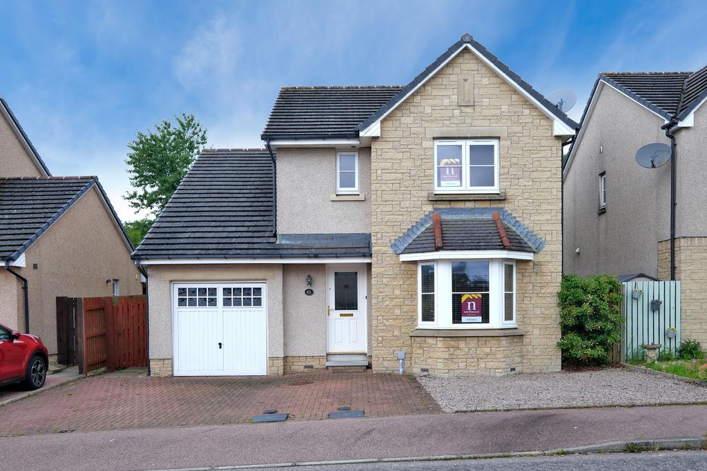 Castleview Avenue, Kintore, AB51 4 bed detached house for sale £255,000