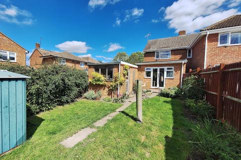 2 bedroom semi-detached house for sale - Arnold Close, Barton-Le-Clay, MK45 4PD
