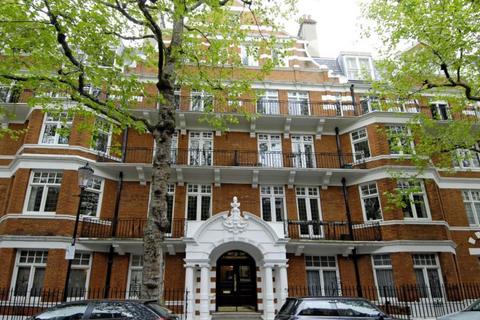 4 bedroom flat to rent, Iverna Gardens, London, W8