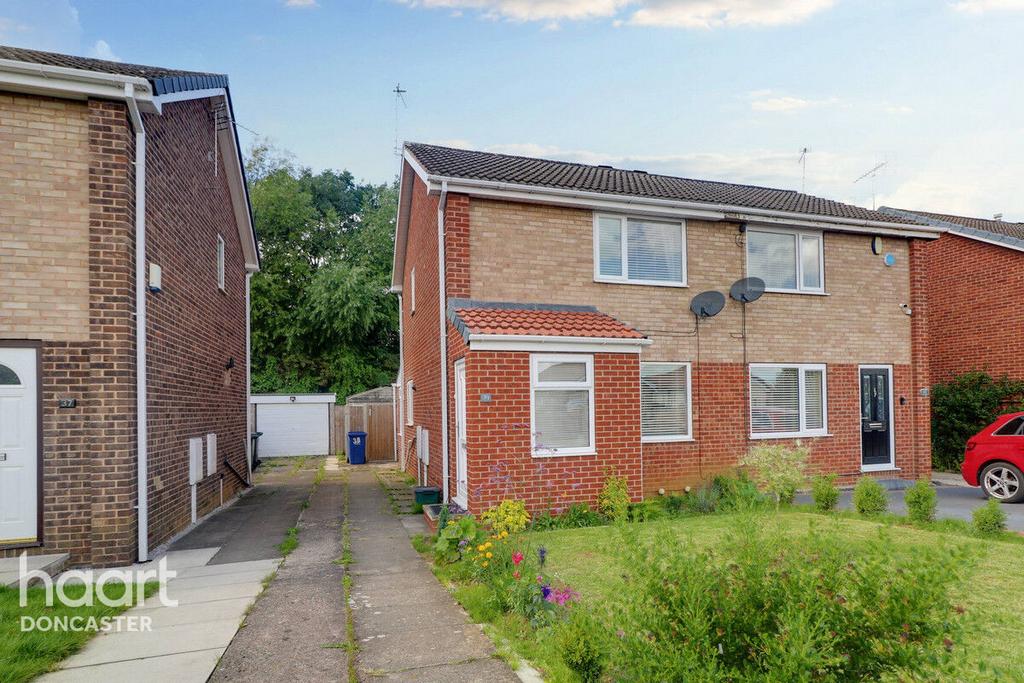 Appleton Way, Bentley, Doncaster 2 bed semidetached house for sale £