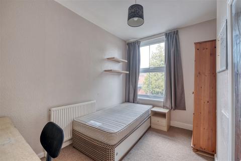 38 Malvern Road, Worcester, WR2 4LG