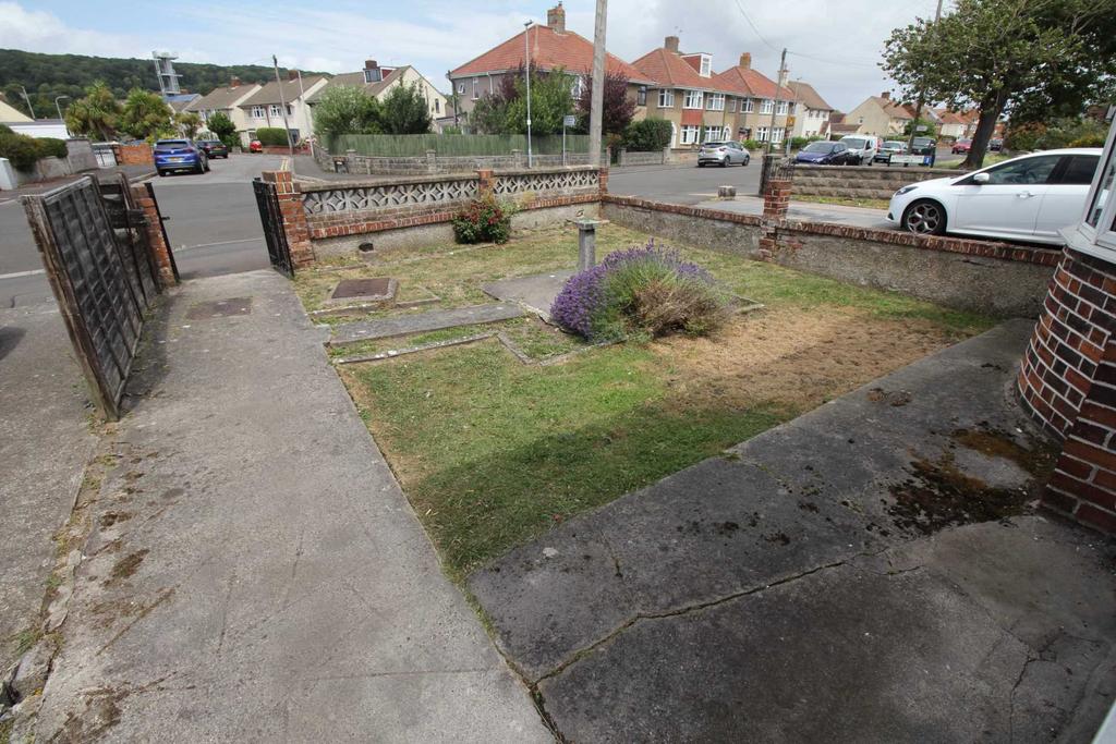 Earlham Grove, WestonsuperMare 2 bed bungalow £245,000