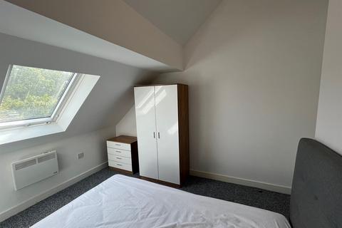 2 bedroom apartment to rent - The Pavilion, Russell Road, NG7 6GB