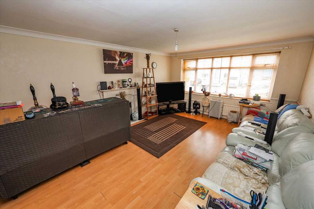 Lincoln Road, Branston, Branston 4 bed detached house for sale £220,000