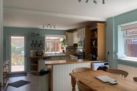 24 Bradbury Road, Newnham, Daventry, NN11 3HD