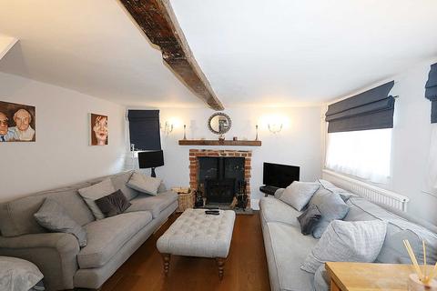 Blue Dawes Pangbourne Hill, Pangbourne, Reading, RG8 7AS