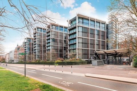 1 bedroom flat to rent, One Hyde Park,