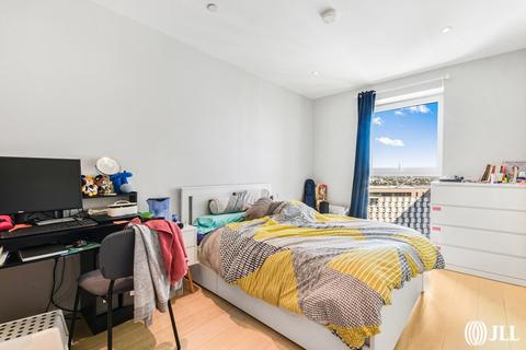 2 bedroom apartment for sale, Glasshouse Gardens, London, E20