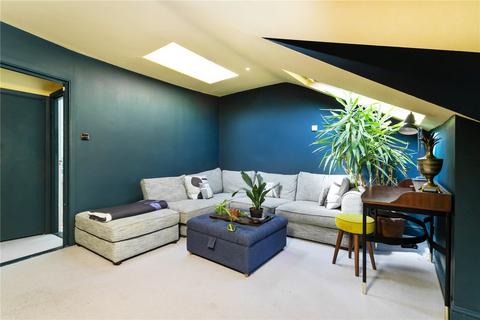 2 bedroom apartment to rent, Ardilaun Road, London, N5